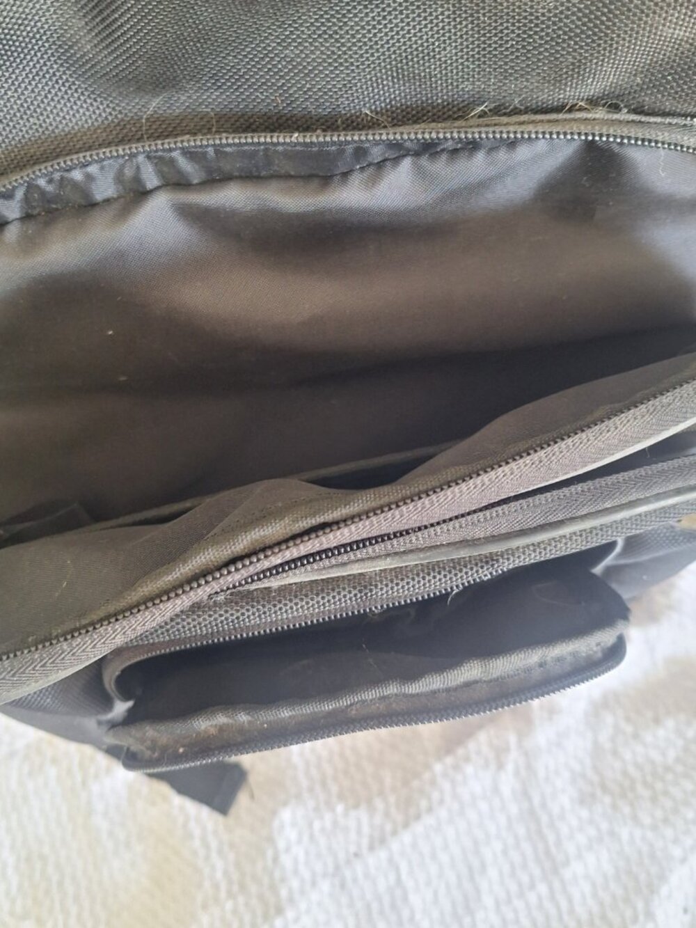 solo backpack - Picture 2 of 10